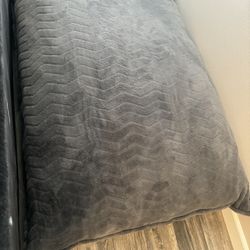 Oversized Bean Bag - Excellent condition 