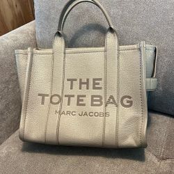 Marc Jacobs Medium Tote 
