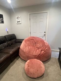 Huge comfy chair!