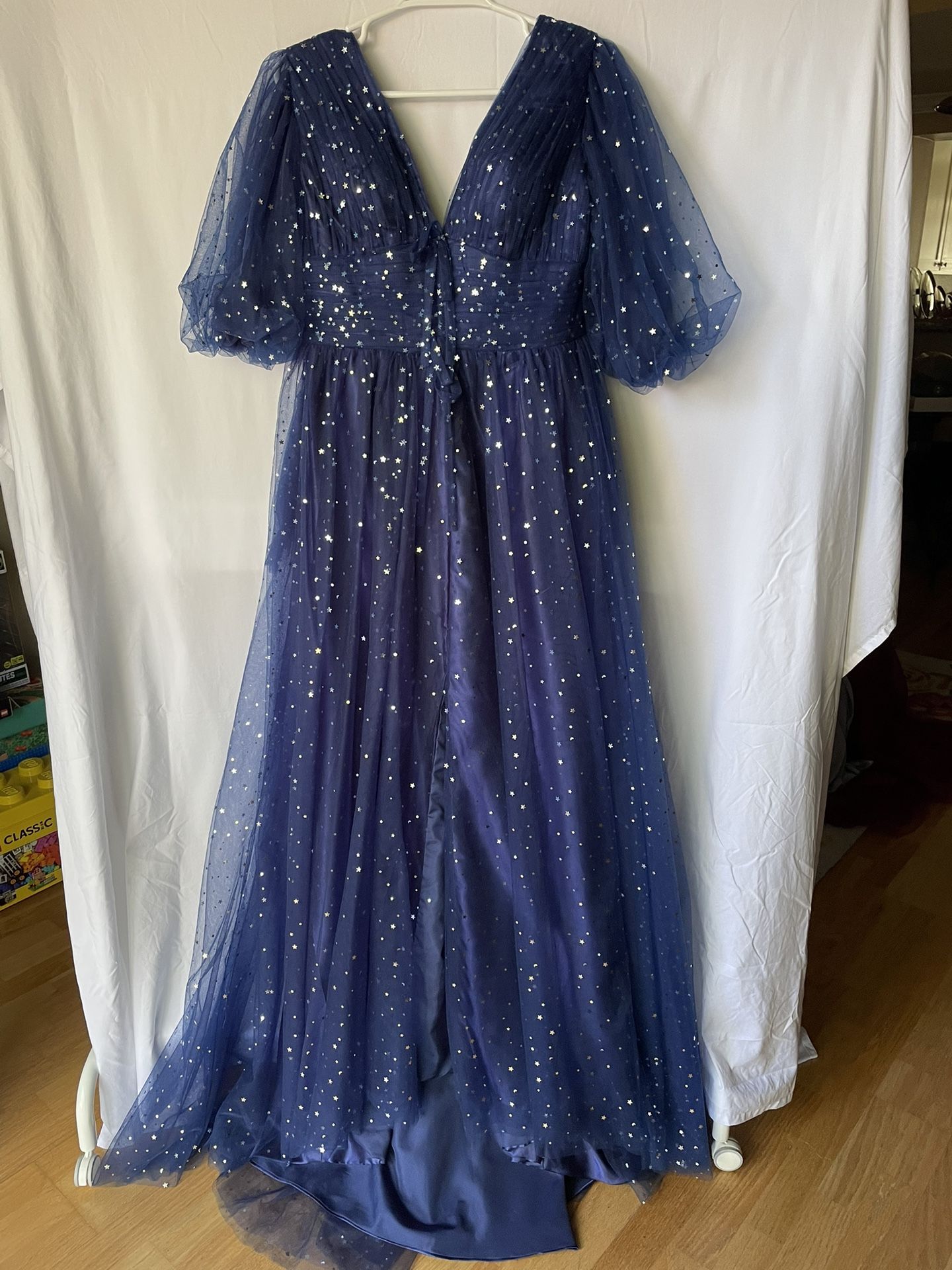 Navy Blue Starry Puffy Sleeve Party Gown Size 10