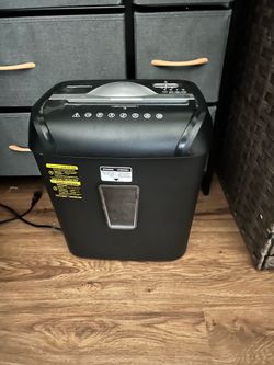 Paper shredder