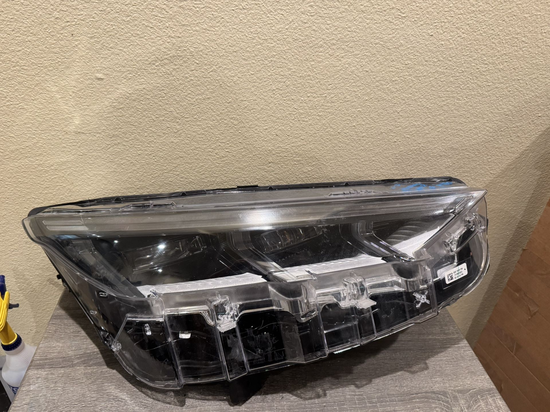 2021-2024 FORD MUSTANG MACH E RH HEADLIGHT