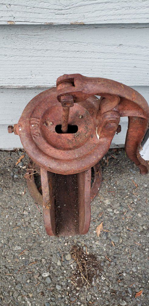 Antique cistern pump Dempster Beatrice Nebraska 