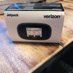 Verizon Jetpack MiFi 8800L