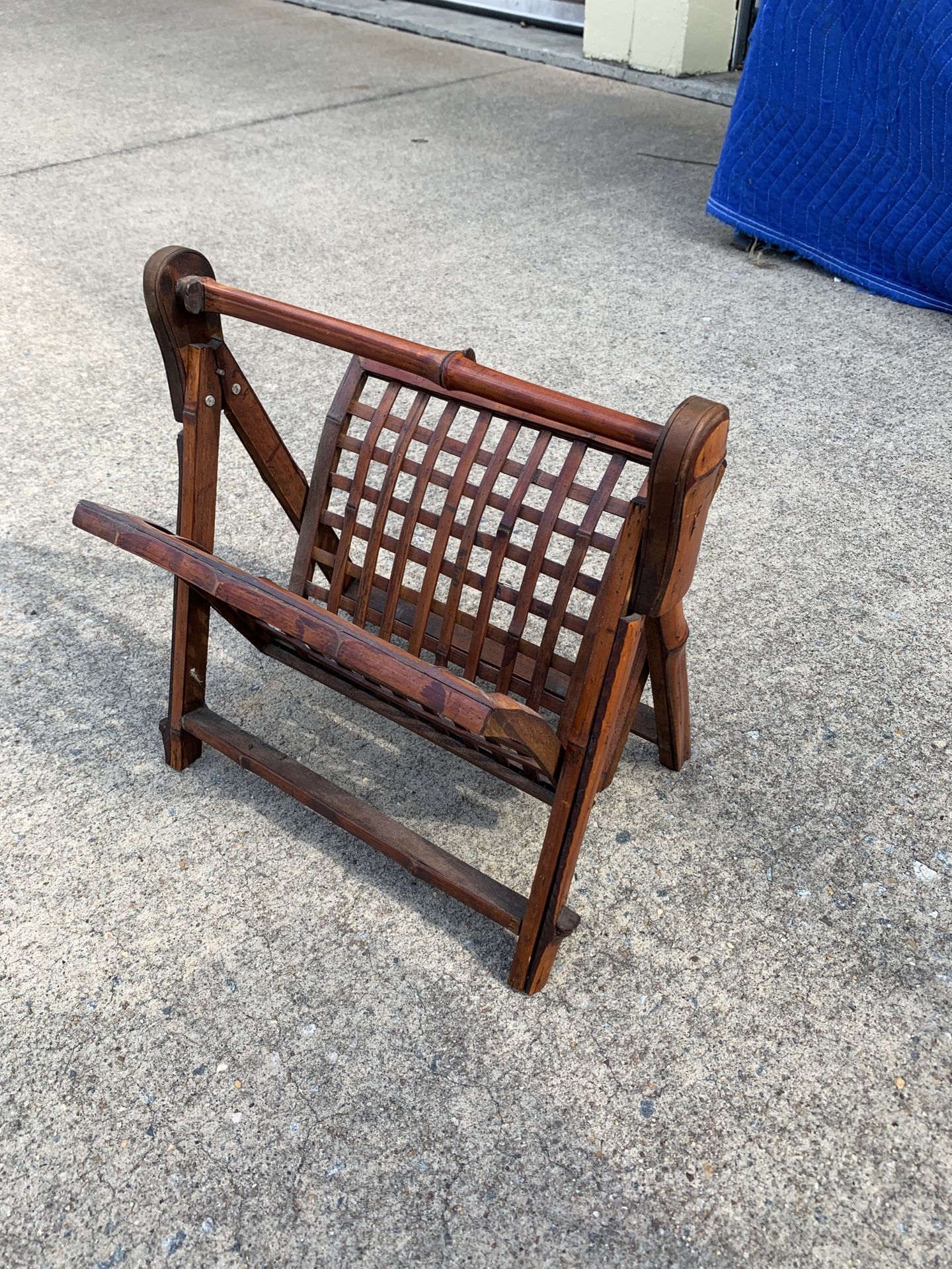 Wood/Bamboo  Magazine Rack