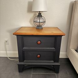 Matching Eddie Bauer Nightstands