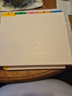 Alphabetical 25 pc files folders dividers, there are 7 sets, each set  $7
