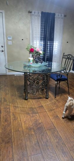 Dinning table