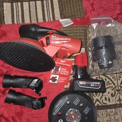 Milwaukee Orbital Sander 