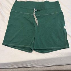 Vuori Women's Halo Vintage Shorts Size M