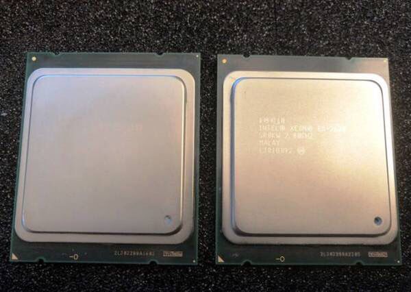 Two OEM Intel Xeon E5-2620 6-Core 2GHz 7.20GTs 15MB CPU Processor