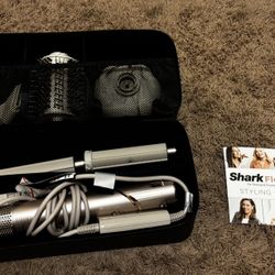 Shark Flex Style + Shark Case