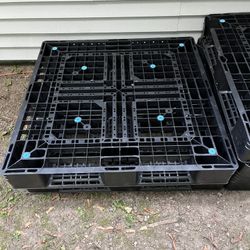 Heavy Duty Plastic Pallets 