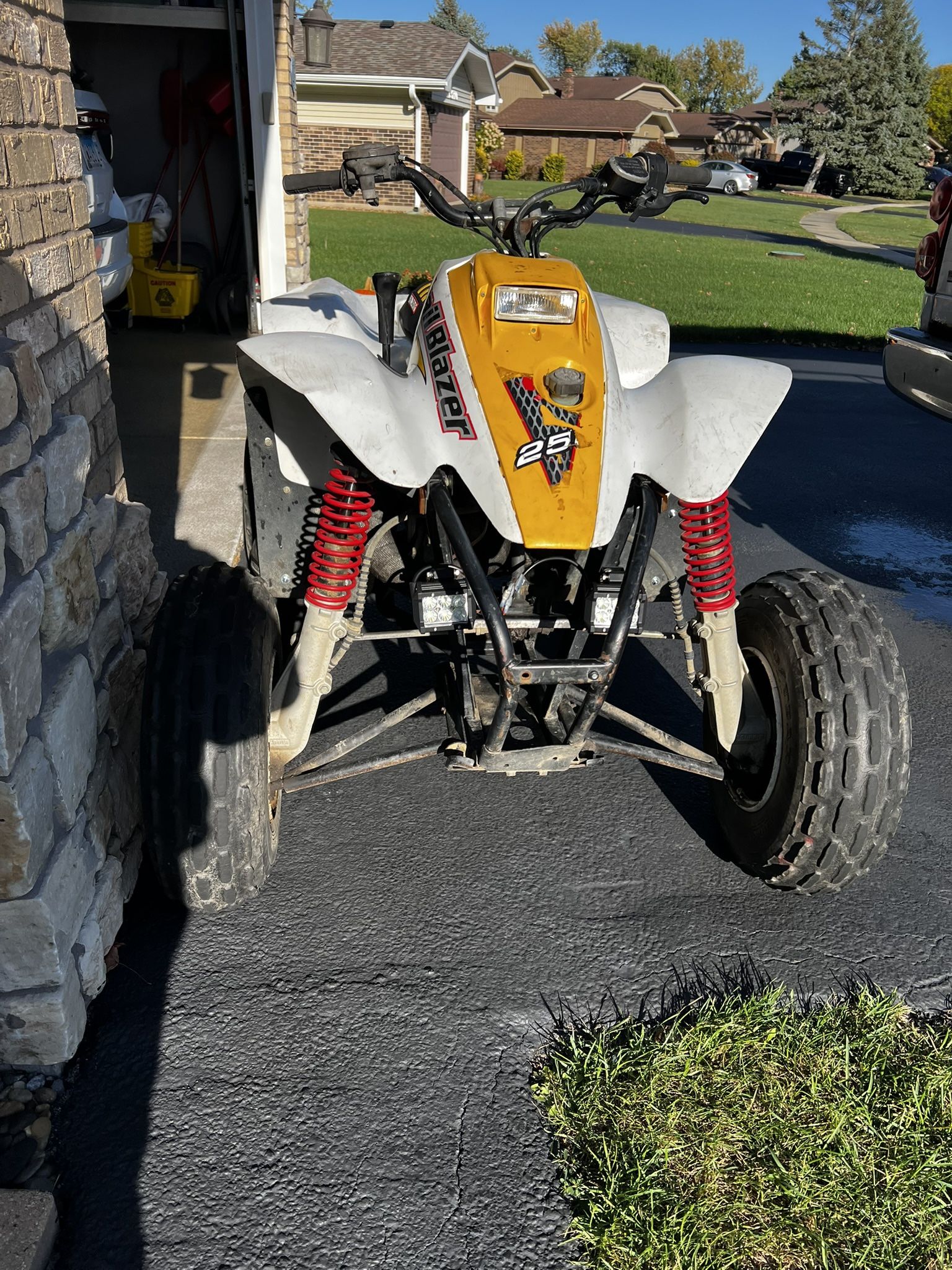 POLARIS QUAD 4x2 ATV 250cc