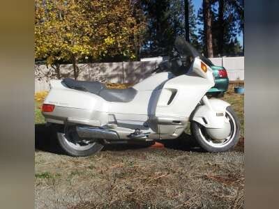 1989 Honda Pacific coast