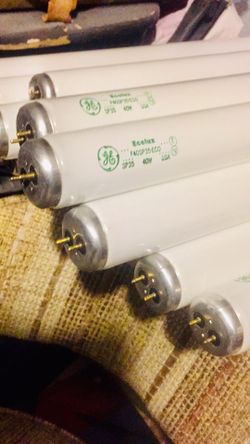 General Electric ECO Straight T12 Fluorescent Tube Light Bulbs.