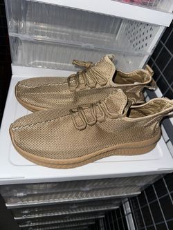 Men's Tan Knit Sneakers – Size 11.5 – Brand New