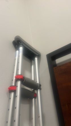 Brand new Crutches…15.00!!!