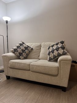 Abinger Loveseat by Ashley