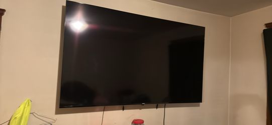 65 In Flat Screen And Wall Mount Included