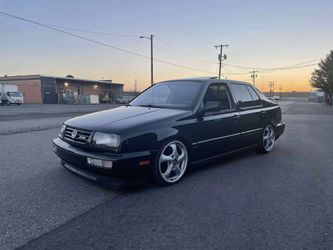 Mk3 VW Jetta 17x7/9 Porsche twists Wheels