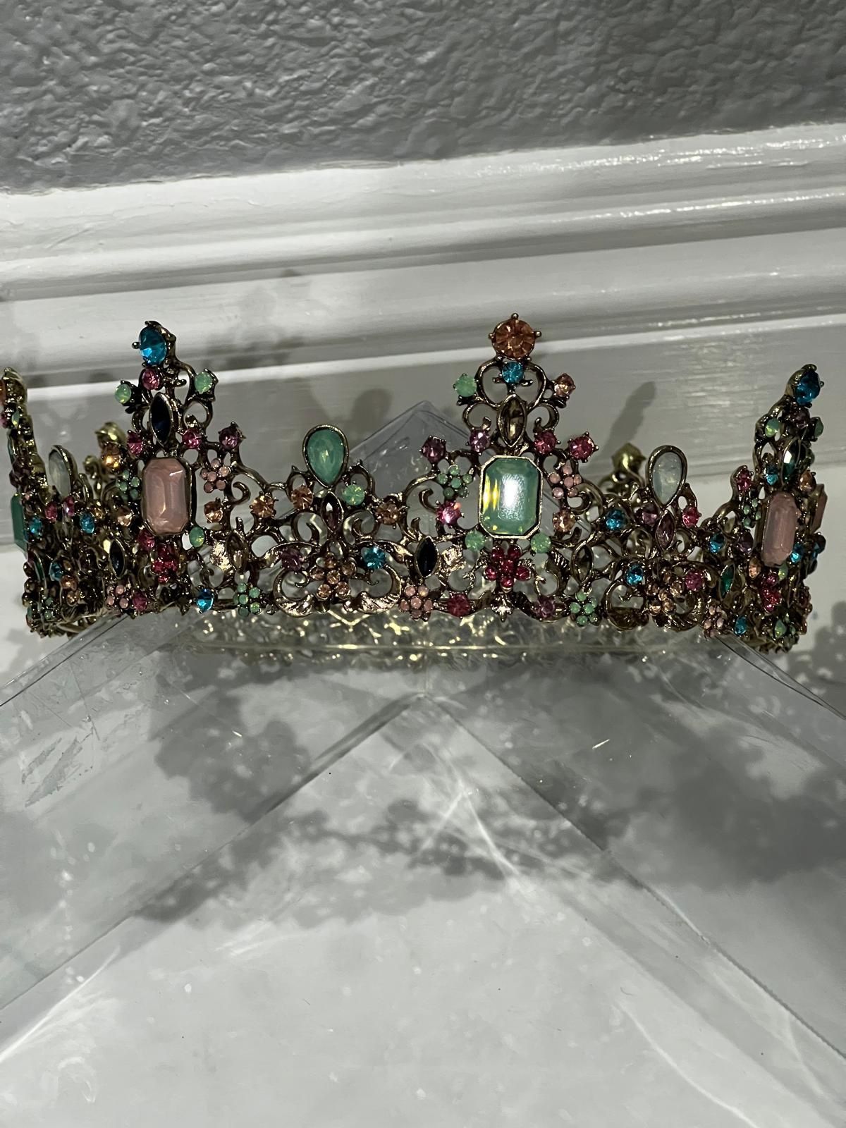 HEAD CROWN DIAMOND COLOR