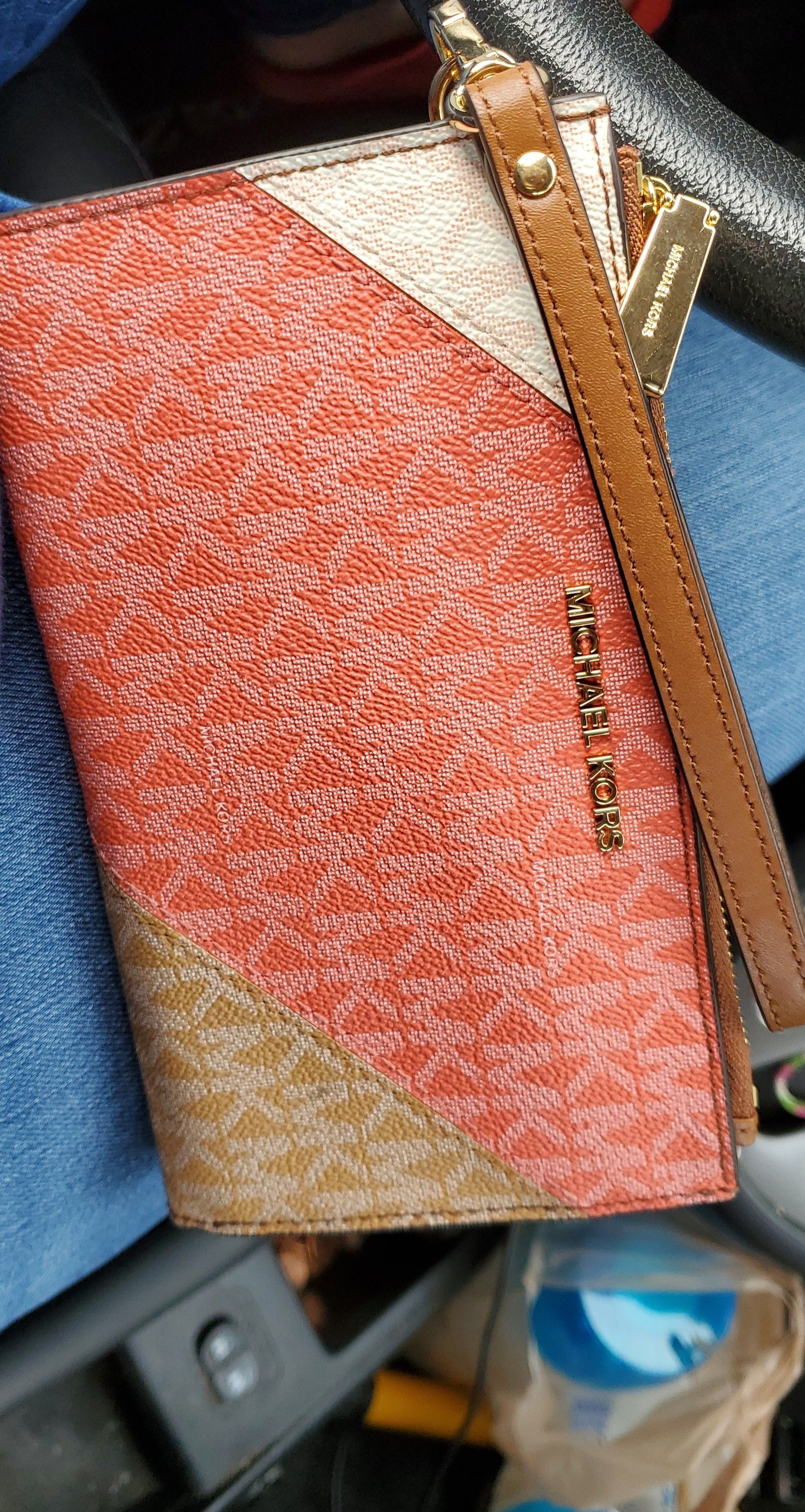 Michael Kors Smartphone Wallet
