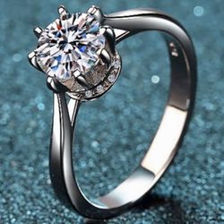 Sterling Silver Moissanite White Round Engagement Rings