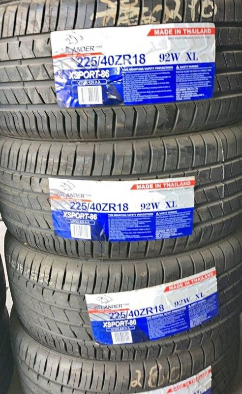 225/40/18 New Set Of Tires