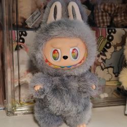 The hidden edition of the 3rd generation of Pop Mart is now a super popular collectible
