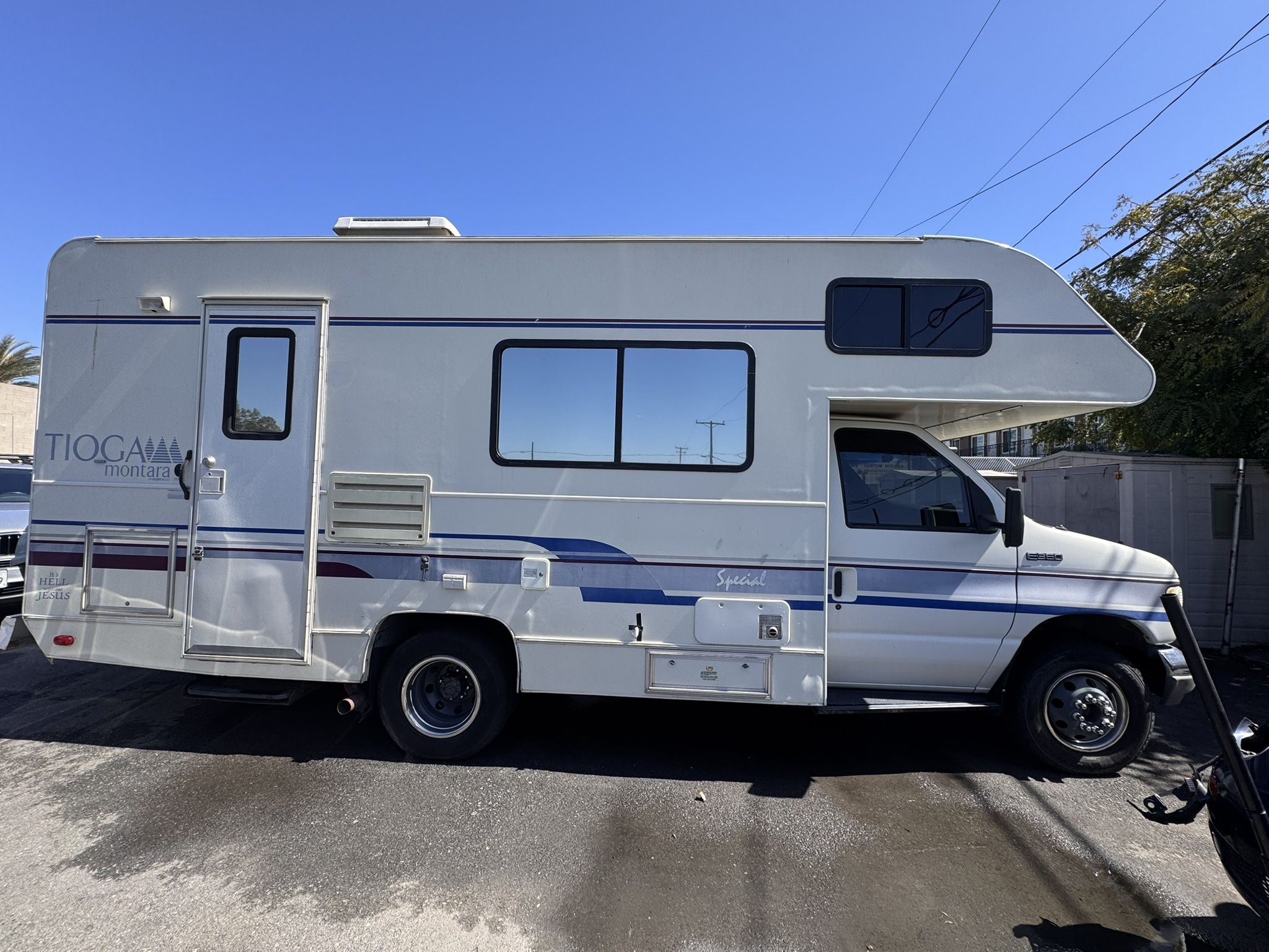 1993 Ford Tioga Montara