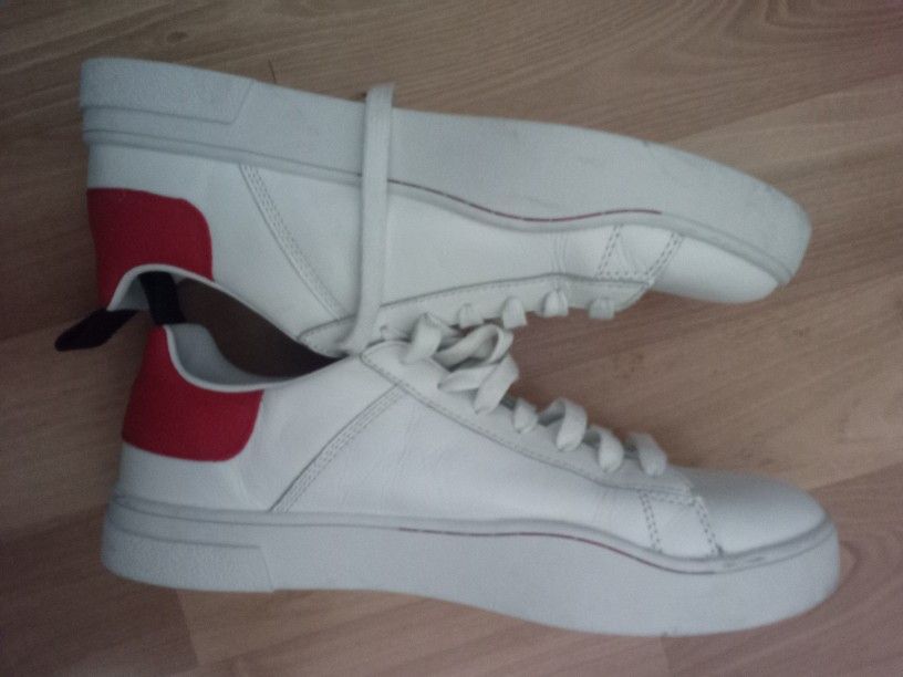 Men\'s Size 11 or 12 - Diesel, Leather, Red & White low top shoes 
