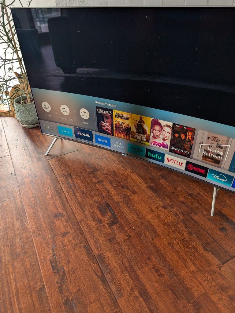 Samsung 55' 4K SUHD curved TV