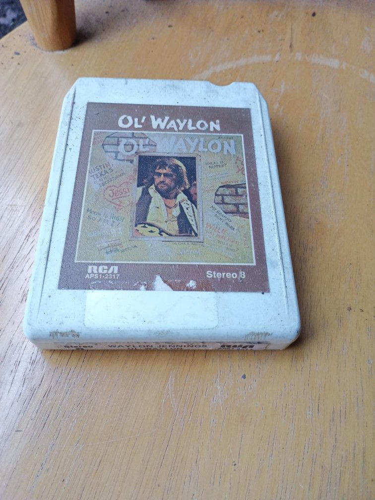 1977 Waylon Jennings Ol' Waylon 8-track Cartridge