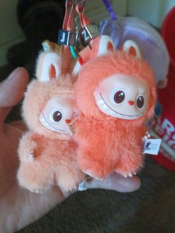 Key chains lububu