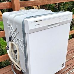 AMANA® Heavy-duty, Large-capacity Dishwasher
- EXCELLENT, Like-new Condition: Spent most of its time in storage.
**Currently $443 at Home Depot.