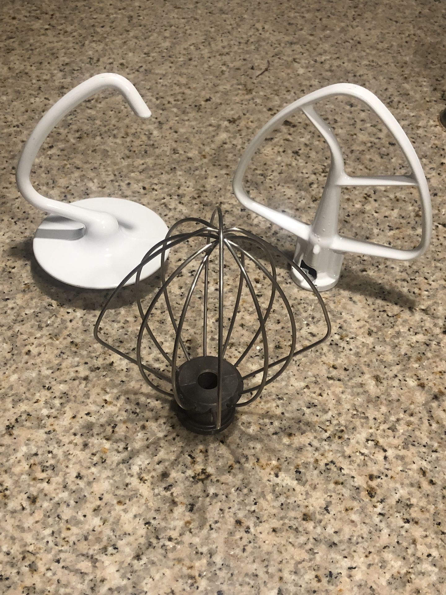 Kitchen Aid Artisan Series 5 Quart Tilt-Head Stand Mixer