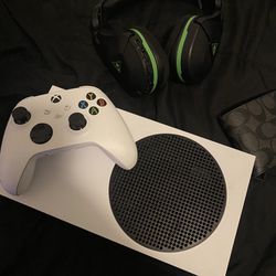xbox series s $200 Or Best Offer 
