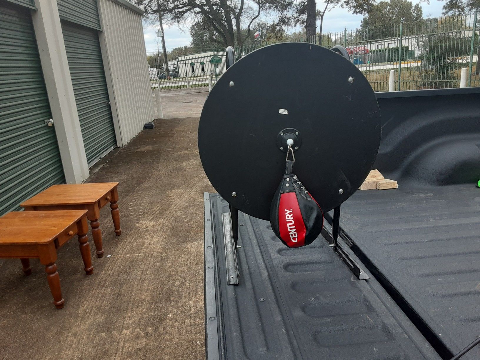 Speed bag and platform