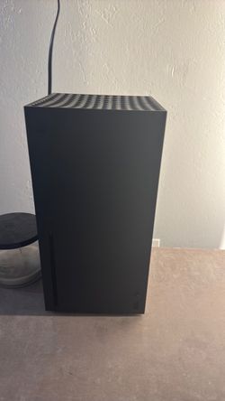 Xbox series x with wired controller