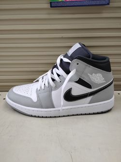 Men's Air Jordan 1 Mid 'Light Smoke Grey Sz9.5