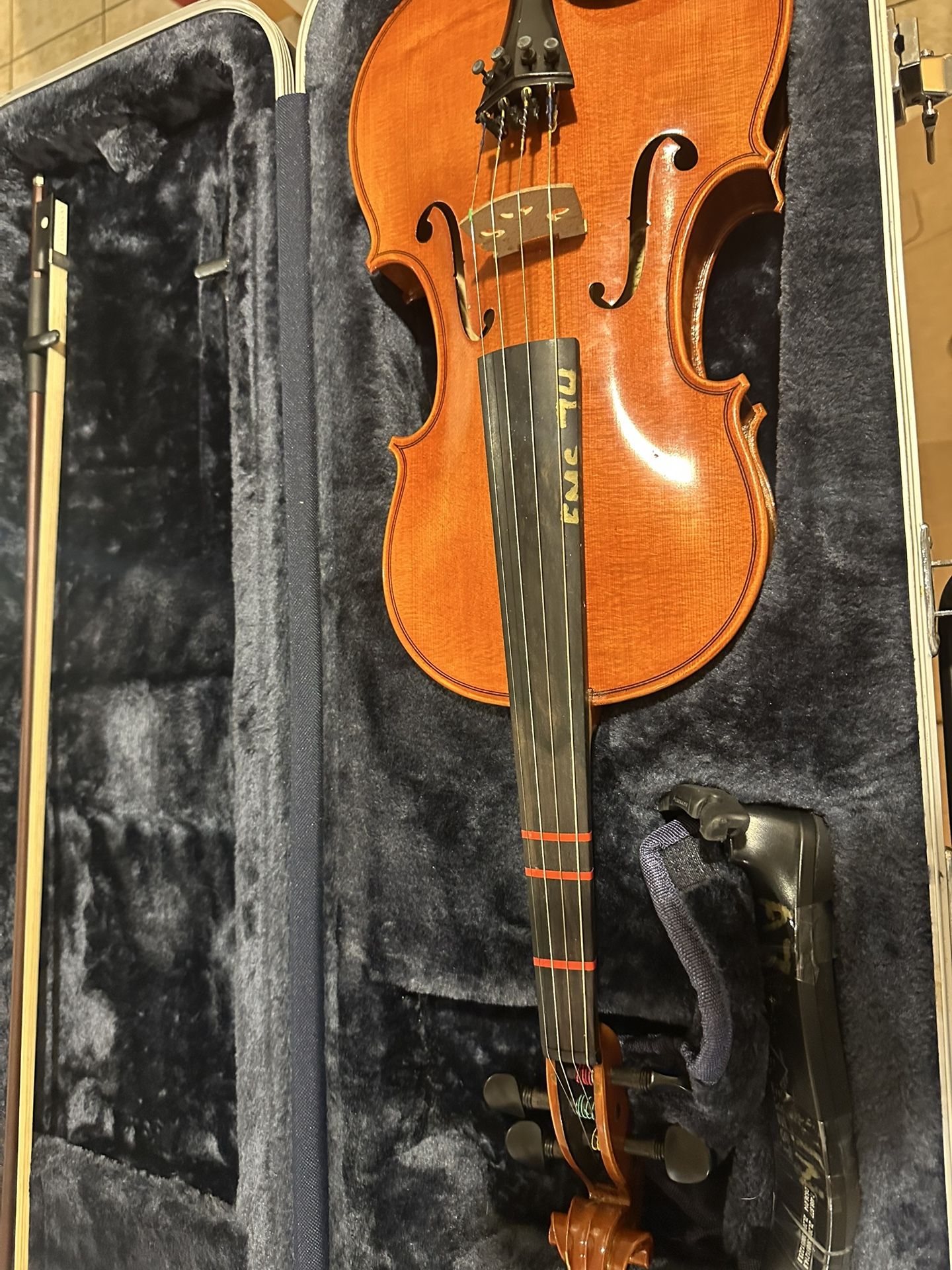 4/4 Acoustic Violin