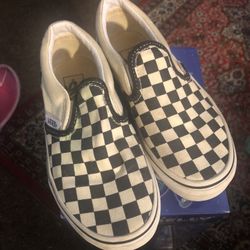 VANS Off The Wall Slip Ons. Kids Size 13Y Reduced 