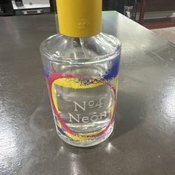 No 4 Neon Thomas Kamala Decants 