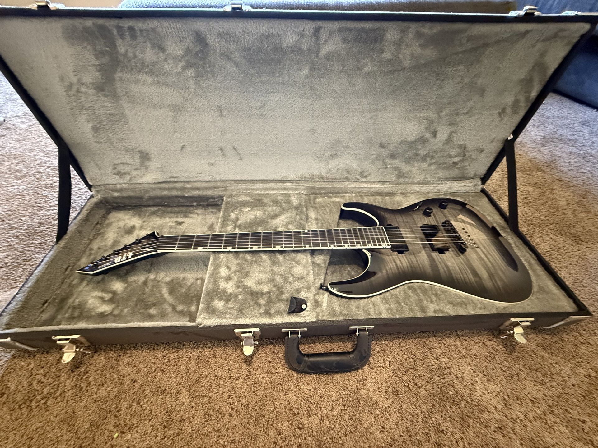 LTD MH-1000 Deluxe W/ Hard Case $850