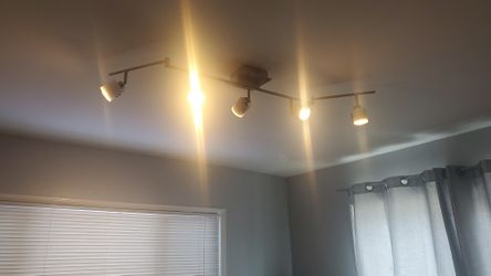 Pro Track LED 5 Light.