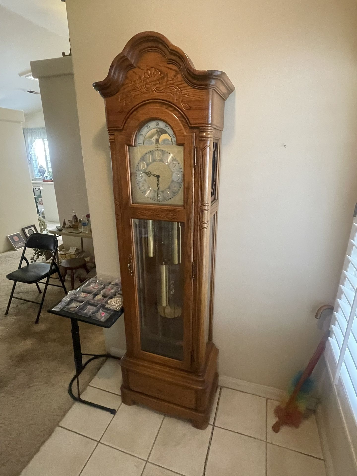 VINTAGE HOWARD MILLER & CO GRANDFATHER CLOCK WORKS PERFECT EXCELLENT CONDITION for Sale in