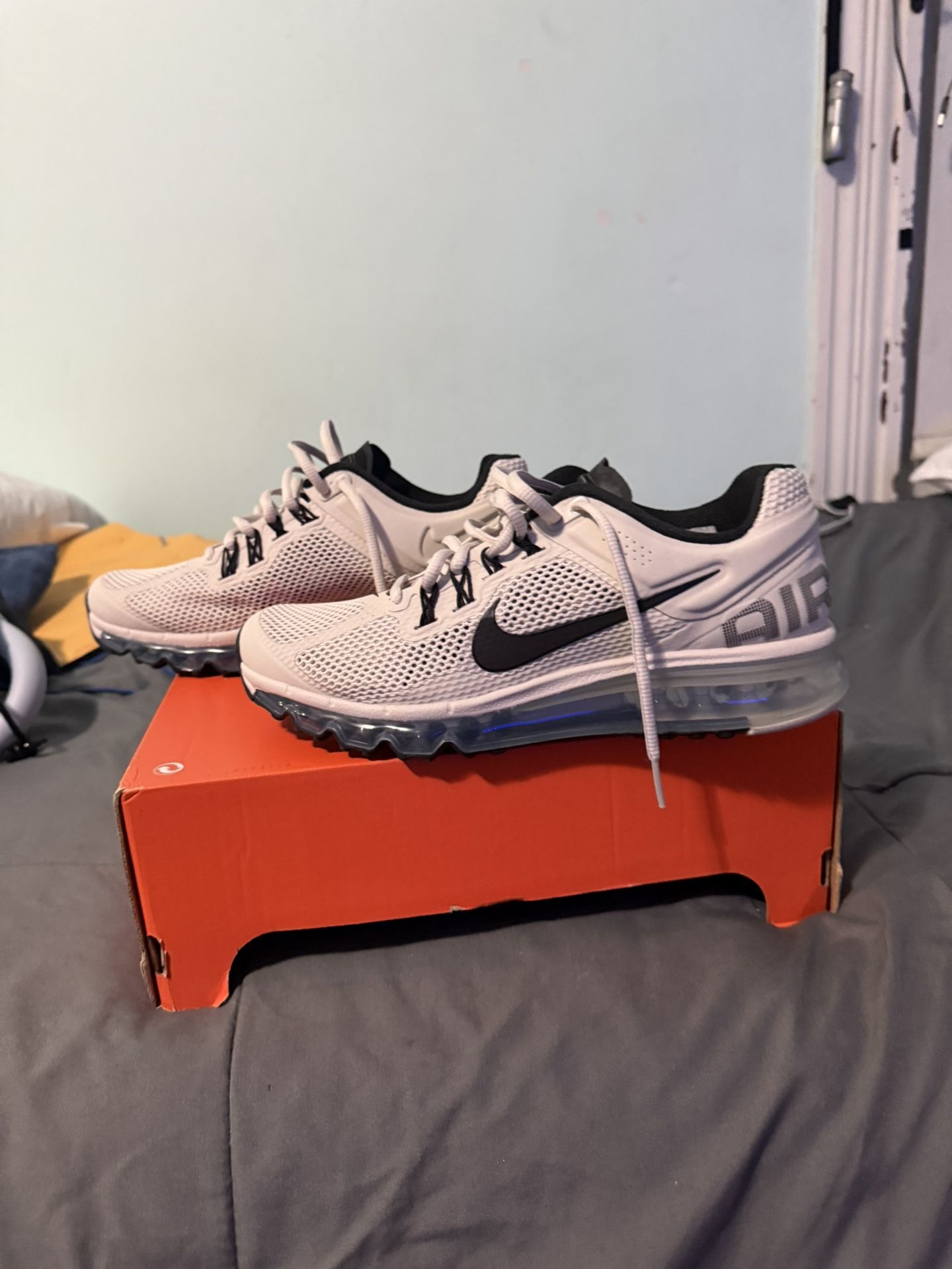 Nike Men's Air Max 2013 Sneakers Casual Gym Athletic Running