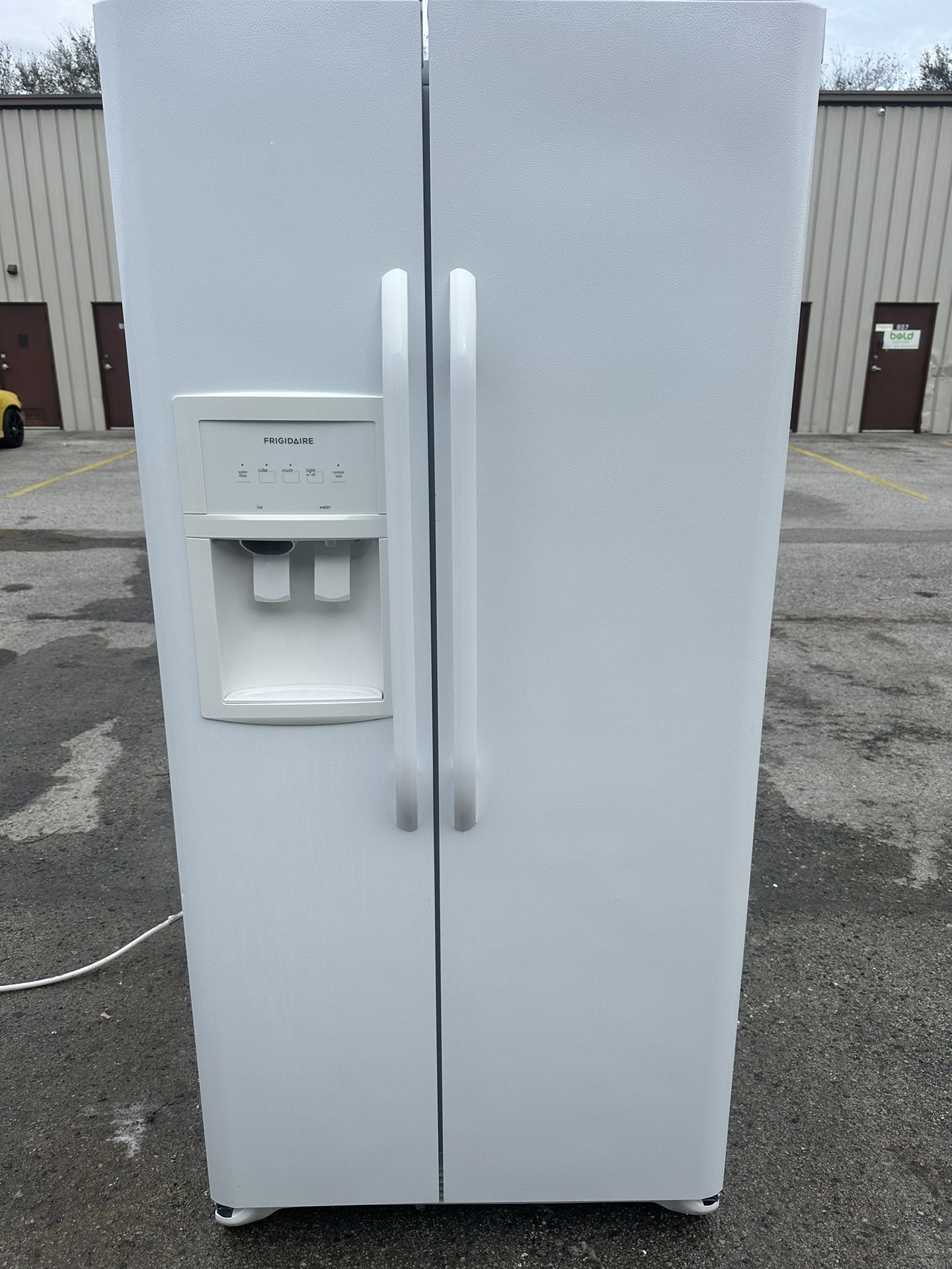 Frigidaire Refrigerator