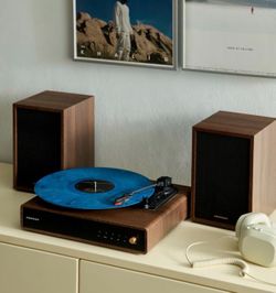 Crosley Alto Turntable + Speakers
